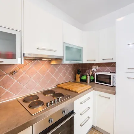 Three-bedroom In Privlaka (Zadar)